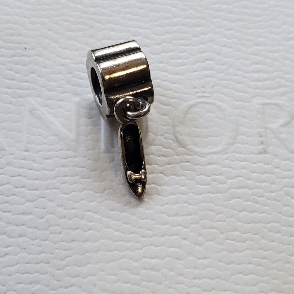 Authentic Pandora Stiletto Shoe retired charm - Picture 3 of 8